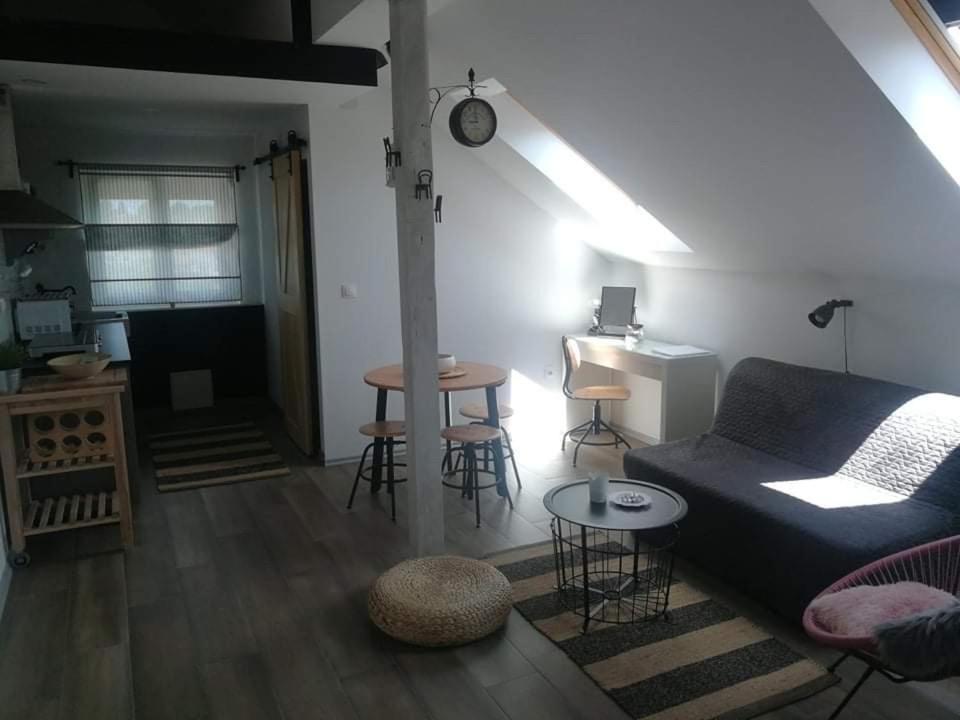 דירות דרז'ניק גראד Studio Apartman Hana מראה חיצוני תמונה